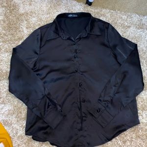 SHEIN WOMENS BLACK LONG SLEEVE SILKY BUTTON DOWN BLOUSE